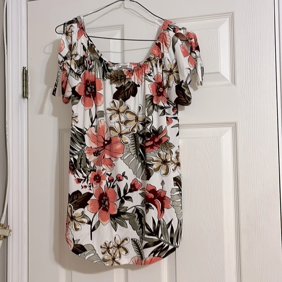 Soft top - Picture 1 of 3